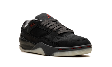 JORDAN FLIGHT COURT WHO DECIDES WAR BRED (WOMEN'S) — Stock