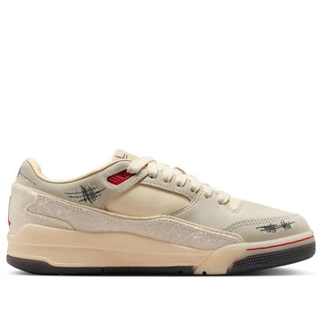 JORDAN FLIGHT COURT WHO DECIDES WAR COCONUT MILK (WOMEN'S) — Stock