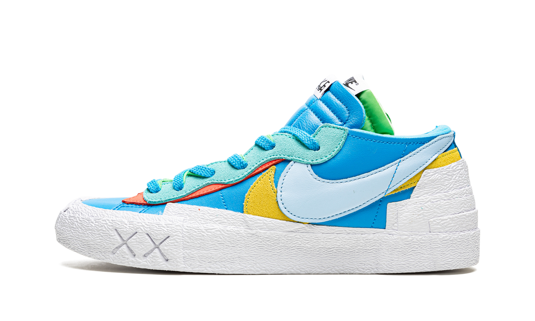 KAWS X SACAI X NIKE BLAZER LOW BLUE MULTI