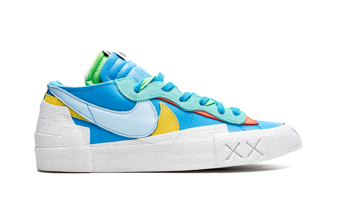 KAWS X SACAI X NIKE BLAZER LOW BLUE MULTI