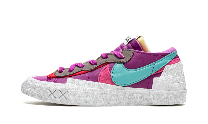 KAWS X SACAI X NIKE BLAZER LOW PURPLE