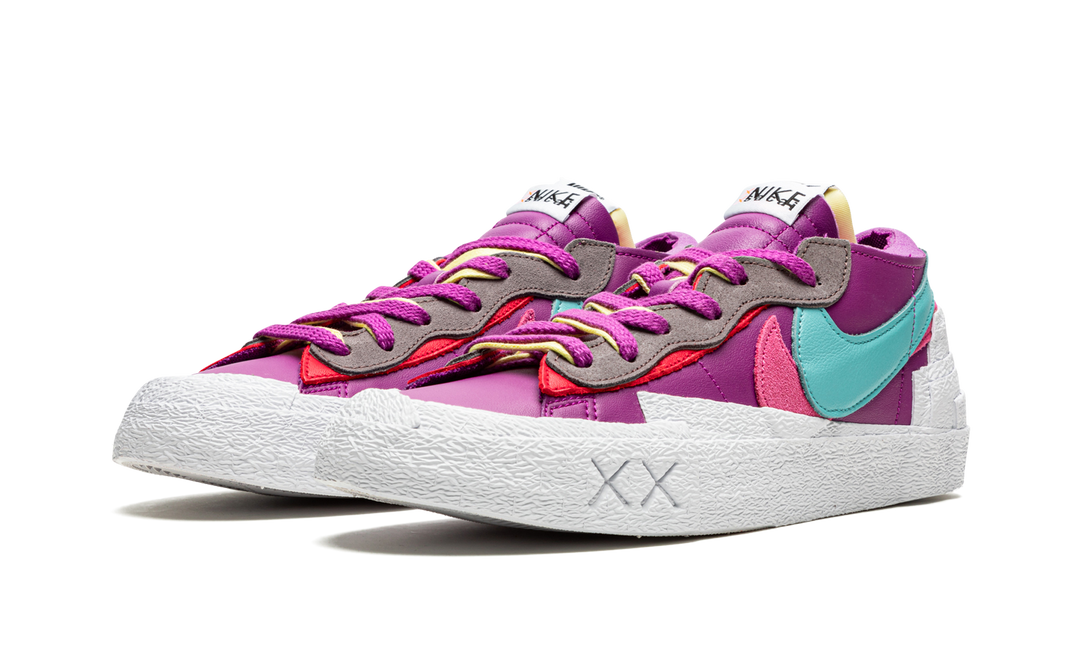 KAWS X SACAI X NIKE BLAZER LOW PURPLE