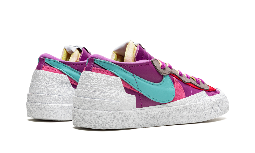 KAWS X SACAI X NIKE BLAZER LOW PURPLE