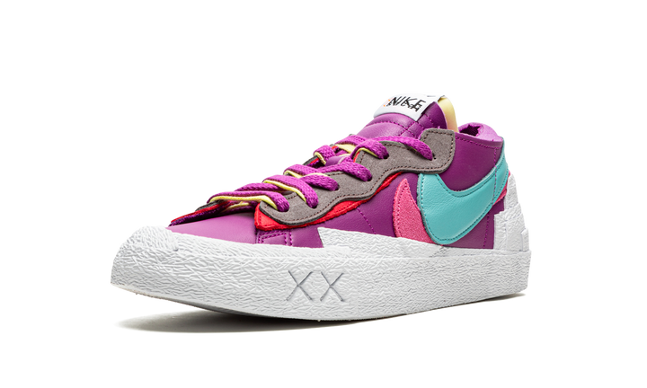 KAWS X SACAI X NIKE BLAZER LOW PURPLE