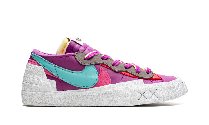 KAWS X SACAI X NIKE BLAZER LOW PURPLE