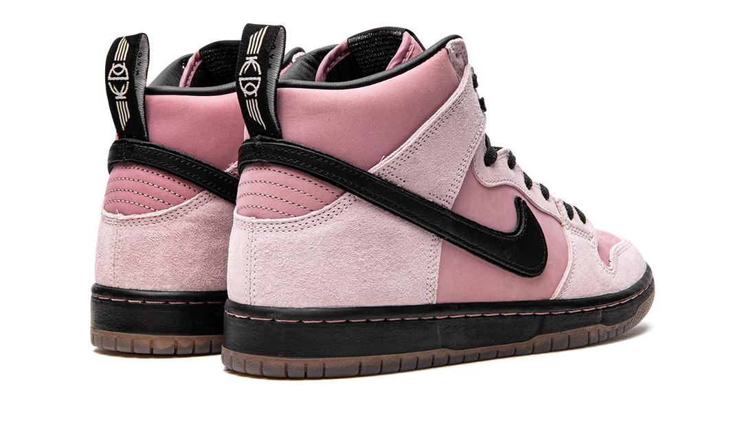 KCDC X NIKE DUNK HIGH SB PINK