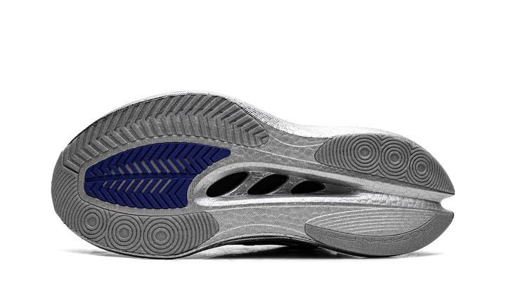 MINTED NEW YORK X SAUCONY ENDORPHIN PRO 5 CHROMIUM