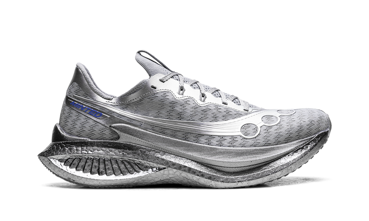 MINTED NEW YORK X SAUCONY ENDORPHIN PRO 5 CHROMIUM