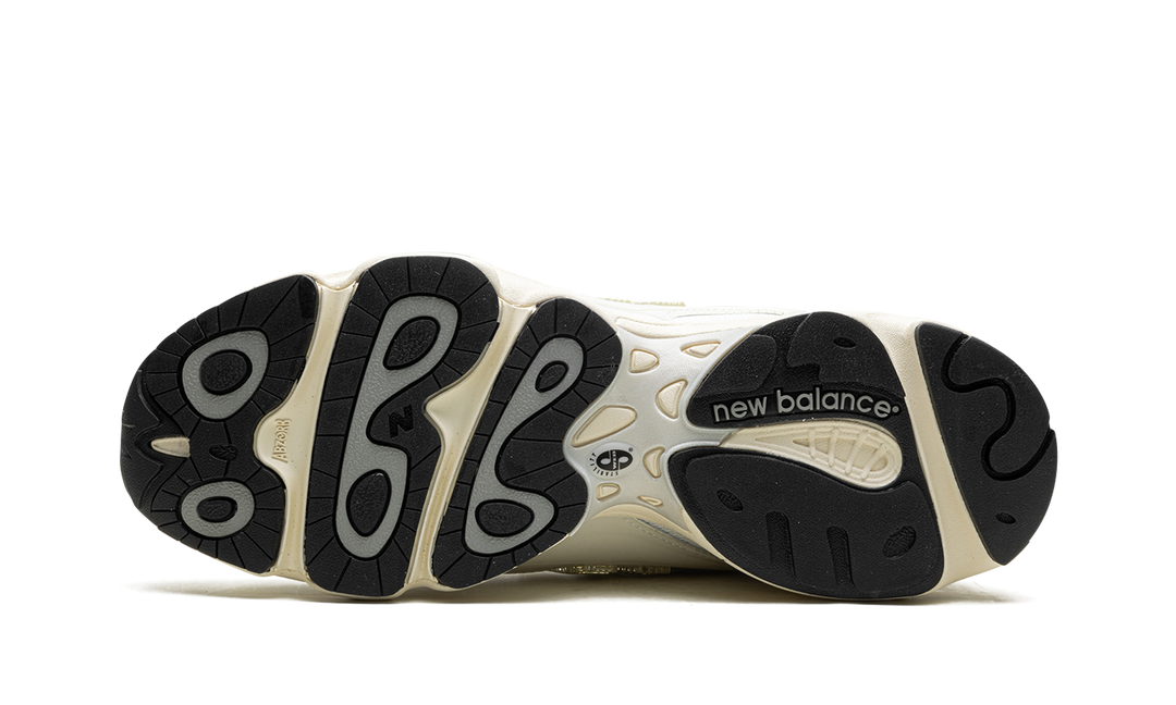 NEW BALANCE 1000 AIME LEON DORE WHITE