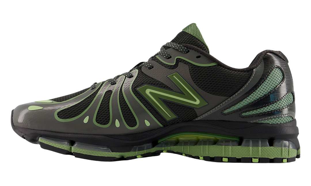 NEW BALANCE 1890 FADED BLACK UTILITY GREEN