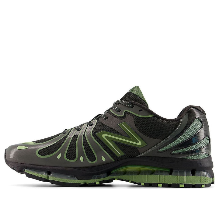 NEW BALANCE 1890 FADED BLACK UTILITY GREEN