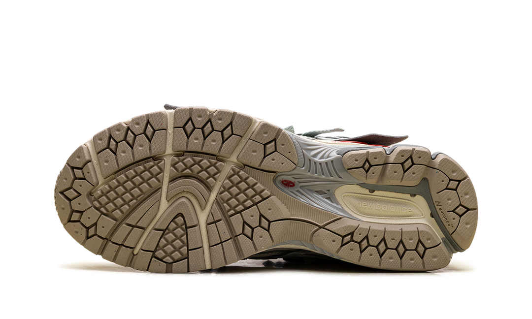 NEW BALANCE 1906A TECH EXPLOSION SEA SALT LONE STAR GREY