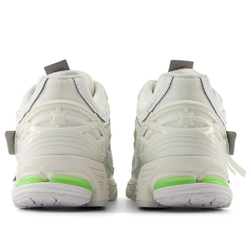NEW BALANCE 1906A WHITE GREEN — Stock