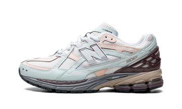 NEW BALANCE 1906D CLAY ASH LICORICE — Stock