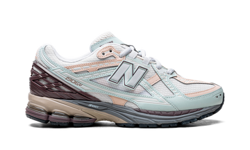 NEW BALANCE 1906D CLAY ASH LICORICE — Stock