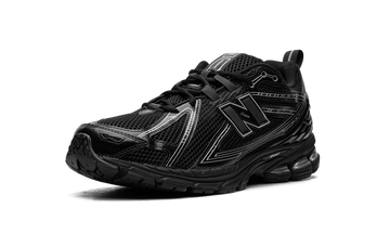 NEW BALANCE 1906R BLACK GREY — Stock