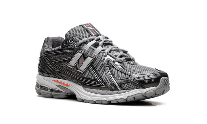 NEW BALANCE 1906R BLACK METALLIC URGENT RED SLATE — Stock 