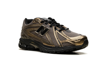 NEW BALANCE 1906R BRONZE — Stock