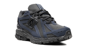 NEW BALANCE 1906R CORDURA OUTERSPACE — Stock