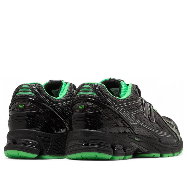 NEW BALANCE 1906R DARK SILVER METALLIC LAB GREEN