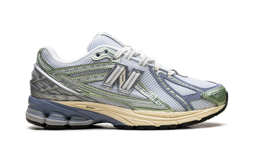 NEW BALANCE 1906R ICE BLUE MELON WATER — Stock
