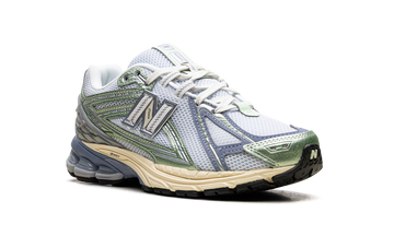 NEW BALANCE 1906R ICE BLUE MELON WATER — Stock