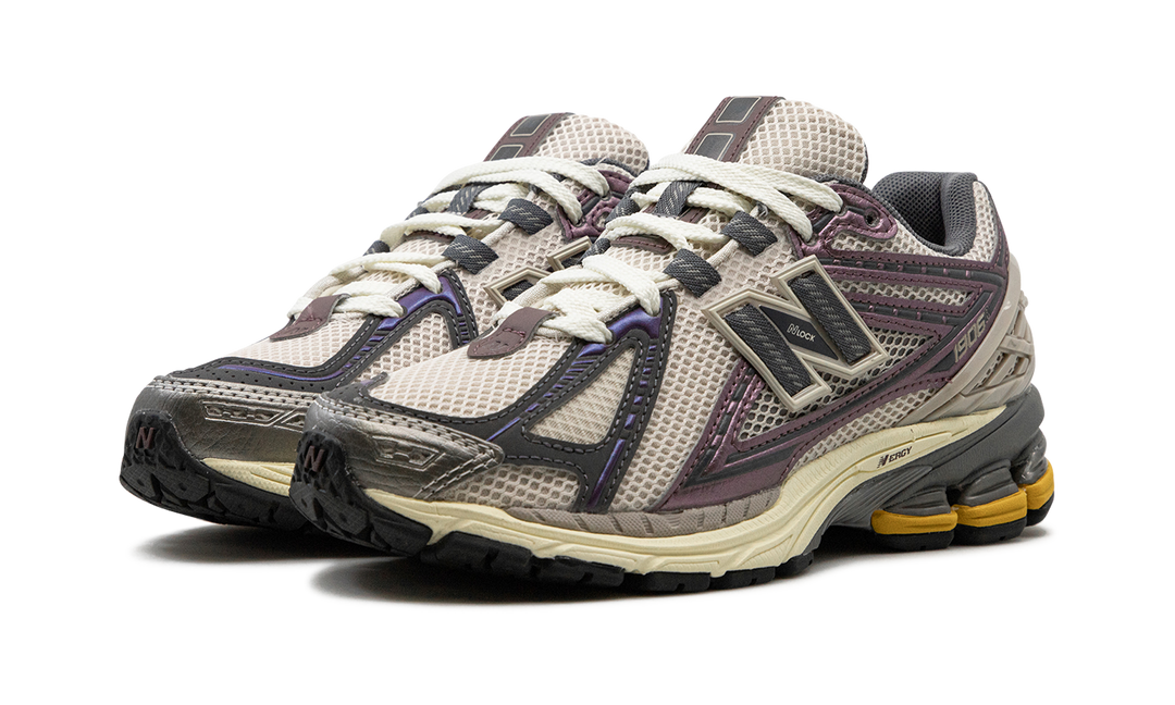 NEW BALANCE 1906R LICORICE