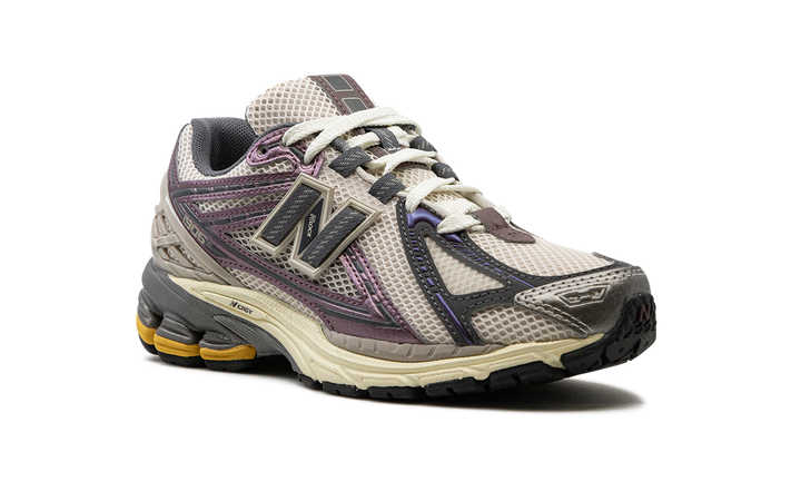 NEW BALANCE 1906R LICORICE