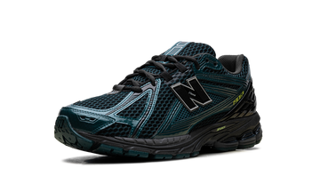 NEW BALANCE 1906R MEDUSA GREEN BLACK — Stock