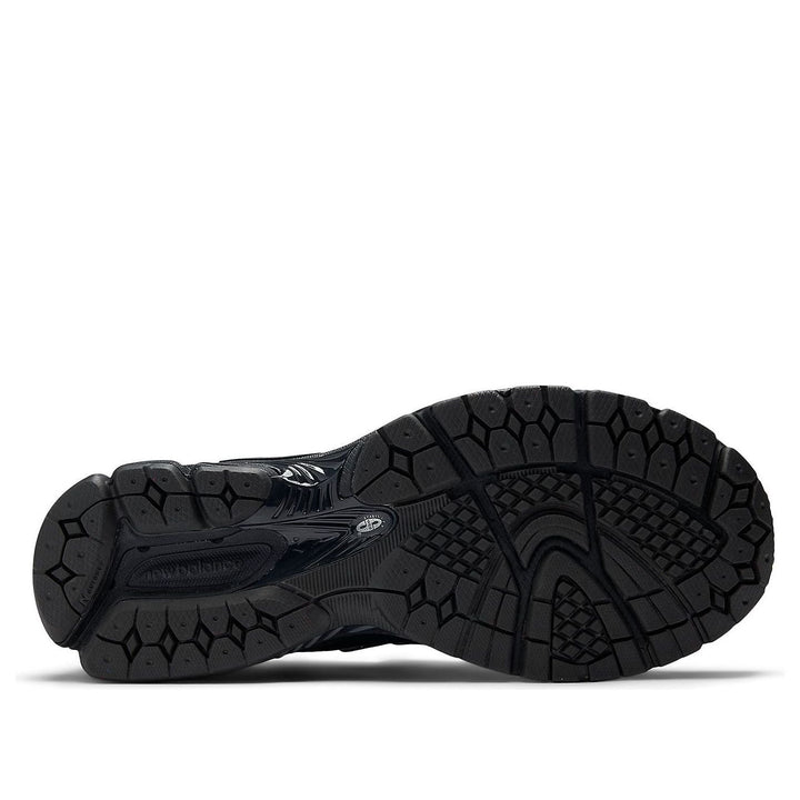 NEW BALANCE 1906R NO SEW PACK BLACK CEMENT