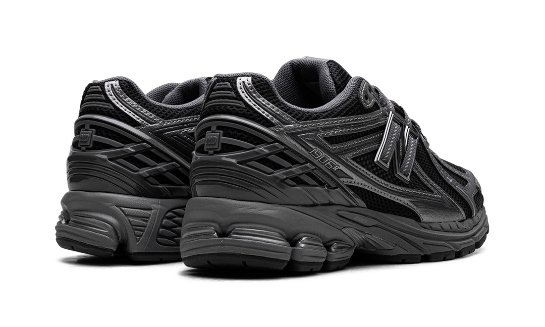 NEW BALANCE 1906R PHANTOM DARK GREY METALLIC SILVER