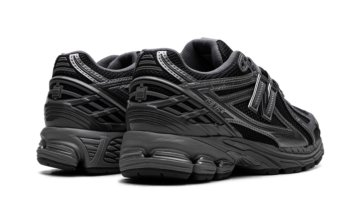 NEW BALANCE 1906R PHANTOM DARK GREY METALLIC SILVER