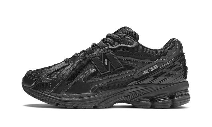 NEW BALANCE 1906R PROTECTION PACK LEATHER TRIPLE BLACK — Stock 