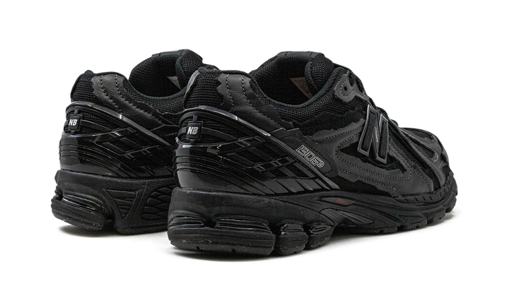 NEW BALANCE 1906R PROTECTION PACK LEATHER TRIPLE BLACK — Stock 