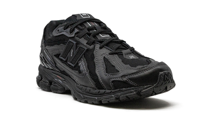 NEW BALANCE 1906R PROTECTION PACK LEATHER TRIPLE BLACK — Stock 