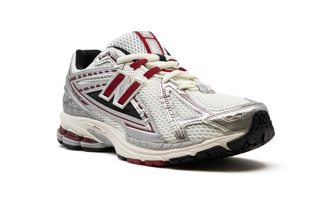 NEW BALANCE 1906R SILVER CLASSIC CRIMSON