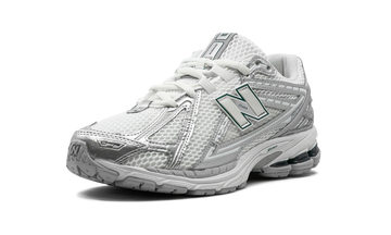 NEW BALANCE 1906R SILVER METALLIC SEA SALT — Stock