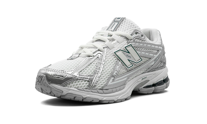 NEW BALANCE 1906R SILVER METALLIC SEA SALT