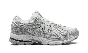 NEW BALANCE 1906R SILVER METALLIC SEA SALT — Stock