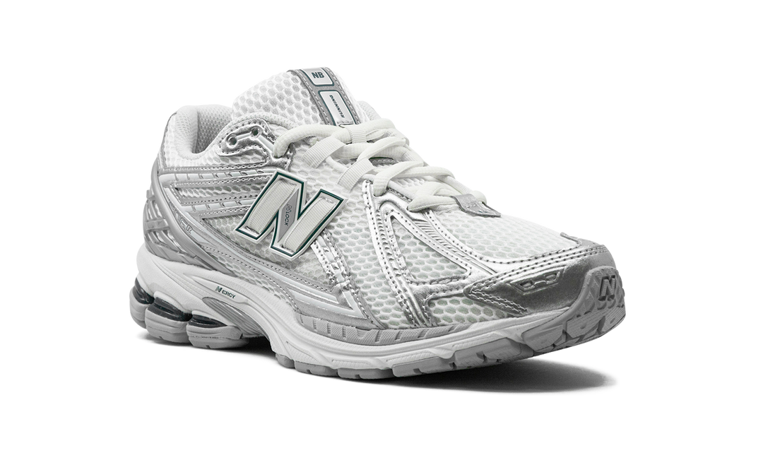NEW BALANCE 1906R SILVER METALLIC SEA SALT