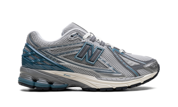 NEW BALANCE 1906R SILVER METALLIC TERRARIUM