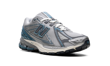 NEW BALANCE 1906R SILVER METALLIC TERRARIUM
