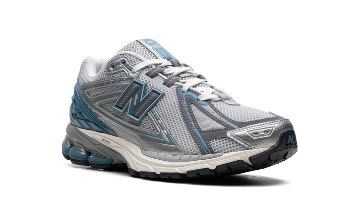 NEW BALANCE 1906R SILVER METALLIC TERRARIUM
