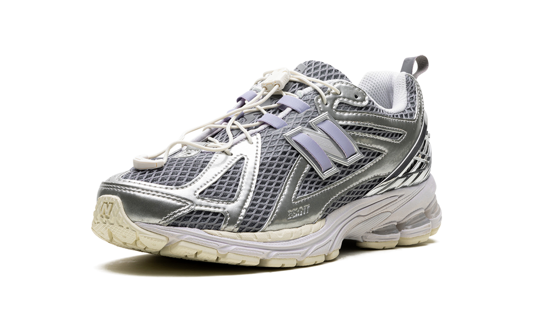 NEW BALANCE 1906R THE BASEMENT SILVER — Stock 