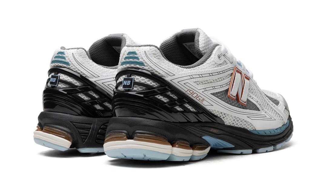 NEW BALANCE 1906R WHITE BLACK COPPER