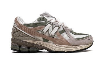 NEW BALANCE 1906U LINEN DARK OLIVINE — Stock