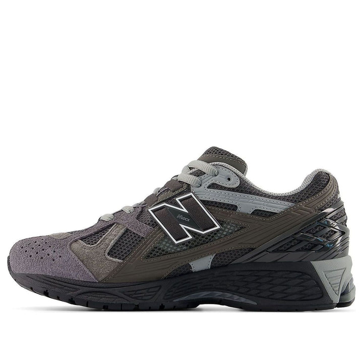 NEW BALANCE 1906U &