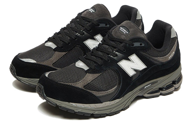 NEW BALANCE 2002R BLACK DARK GREY