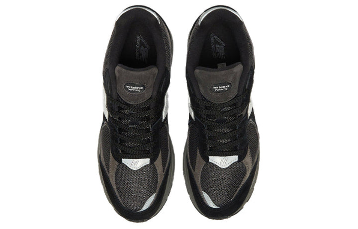 NEW BALANCE 2002R BLACK DARK GREY