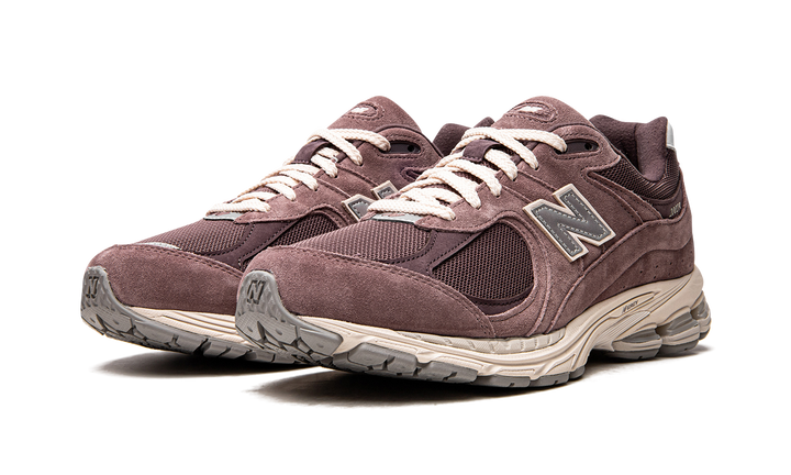 NEW BALANCE 2002R BLACK FIG